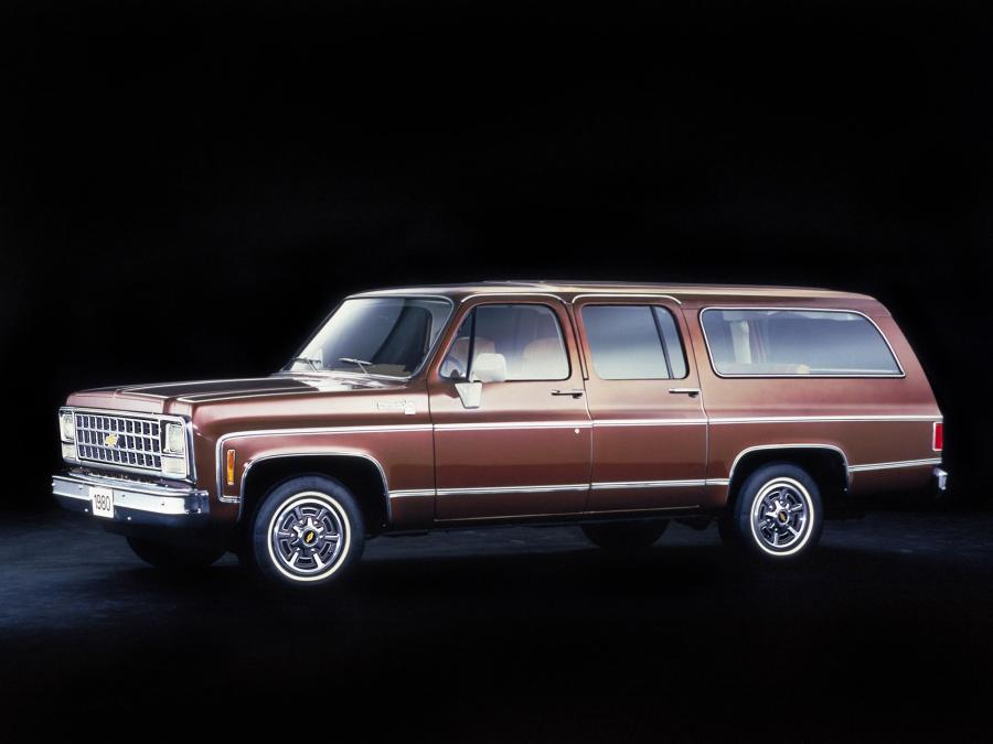 Chevrolet Suburban 1979 года  (фото 2 из 2)